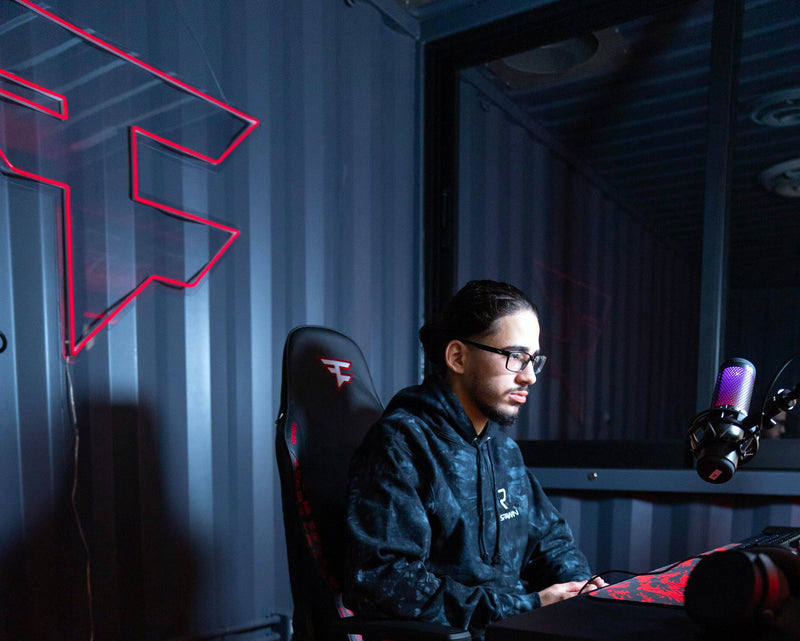 RESPAWN 110 FaZe Clan Edition